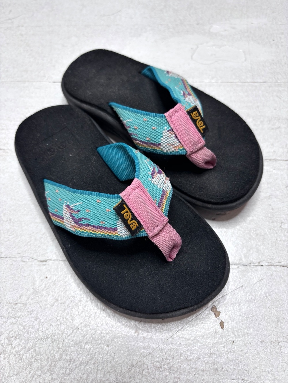 Teva Voya Flip Flop Sandals Blue Pink Unicorn Size 11